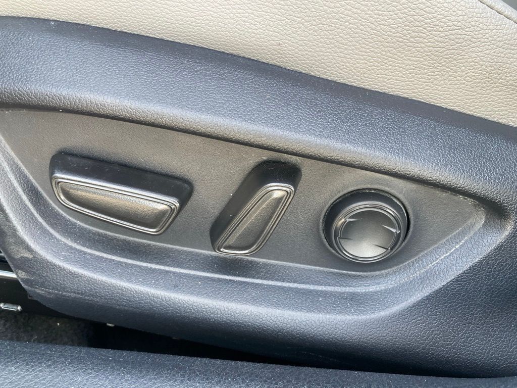 2025 Toyota Camry SE San Antonio TX