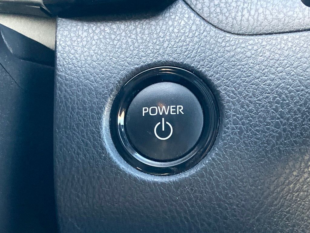 2025 Toyota Camry SE San Antonio TX