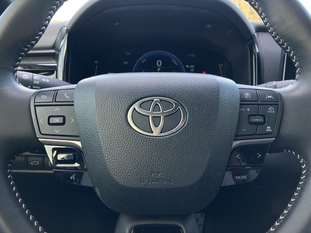 2025 Toyota Camry SE San Antonio TX