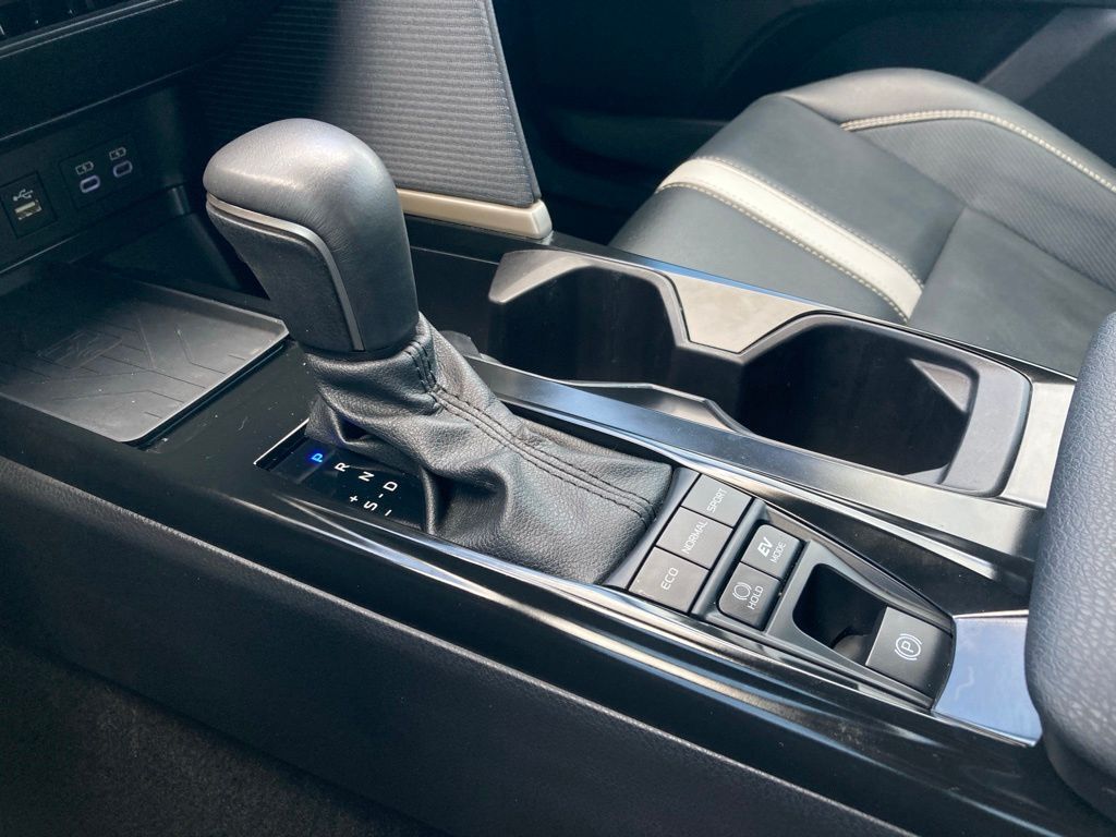 2025 Toyota Camry SE San Antonio TX