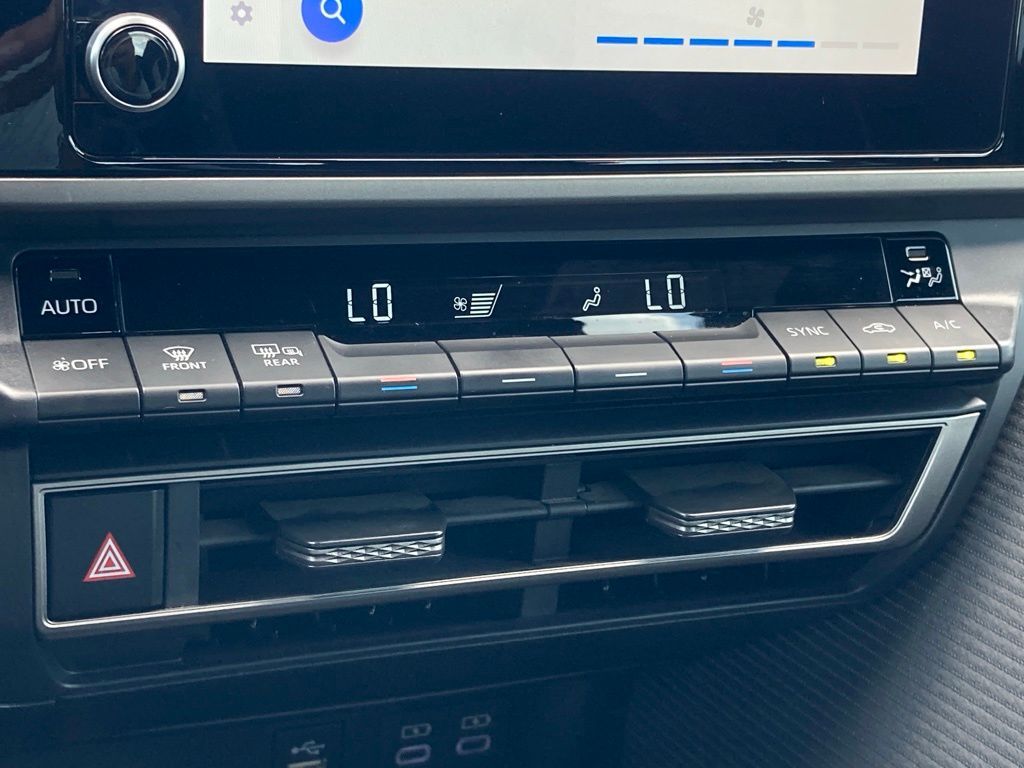 2025 Toyota Camry SE San Antonio TX