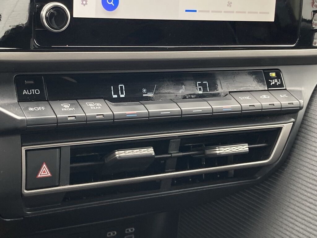 2025 Toyota Camry SE San Antonio TX