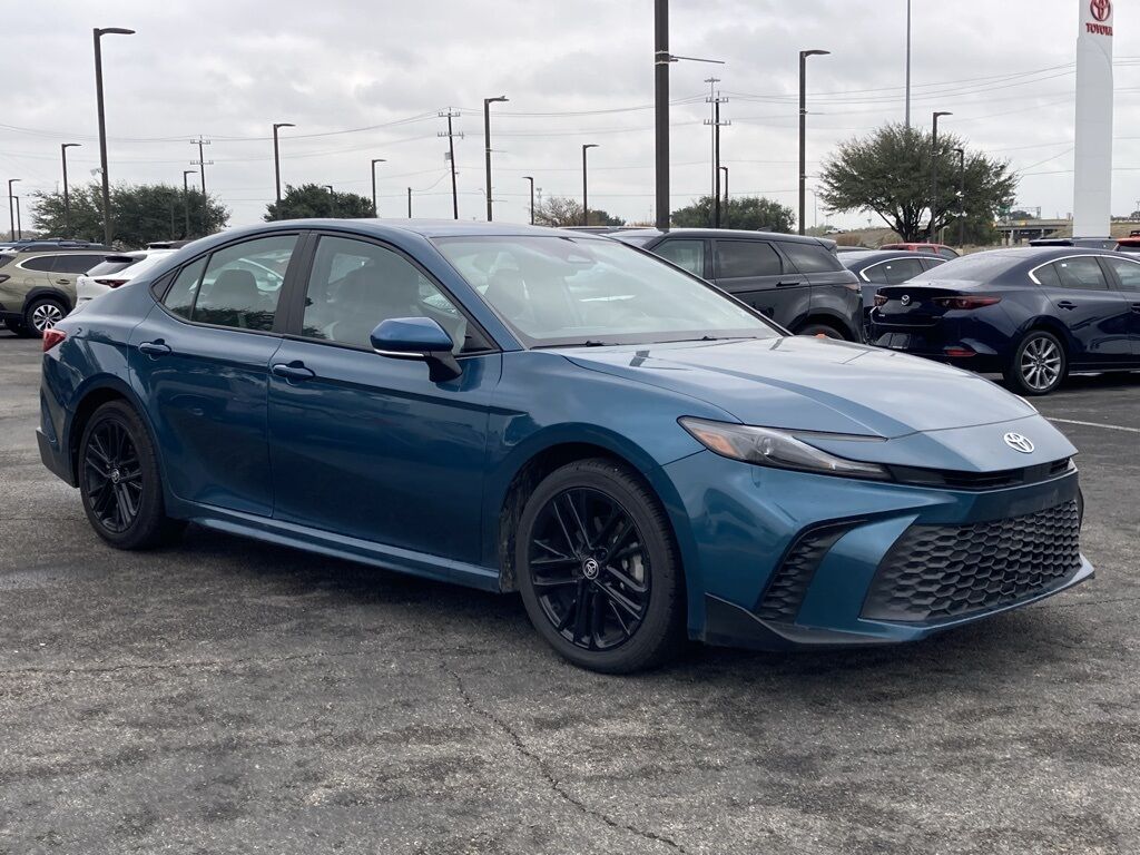 2025 Toyota Camry SE San Antonio TX