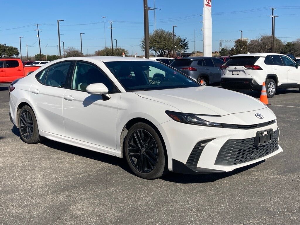 2025 Toyota Camry SE San Antonio TX