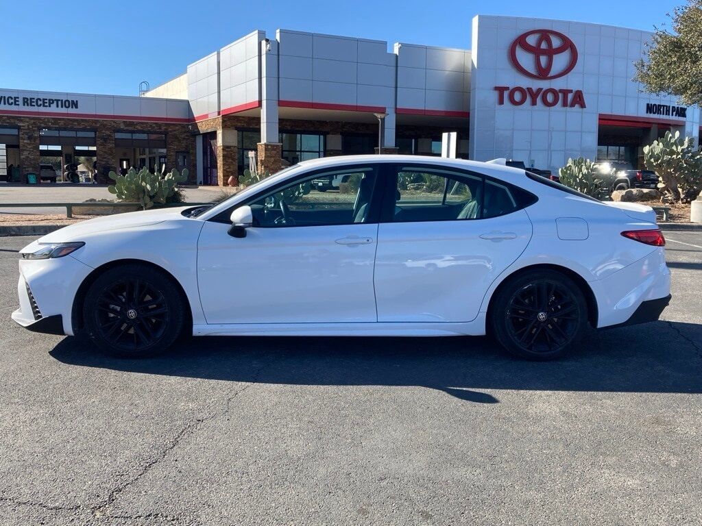 2025 Toyota Camry SE San Antonio TX