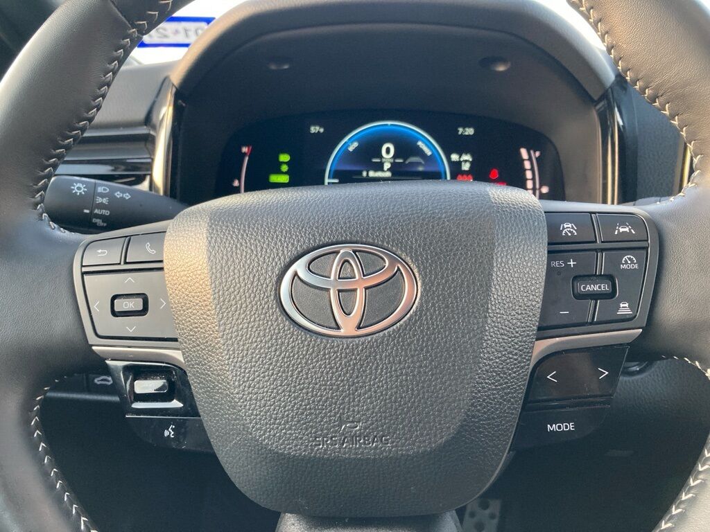 2025 Toyota Camry SE San Antonio TX
