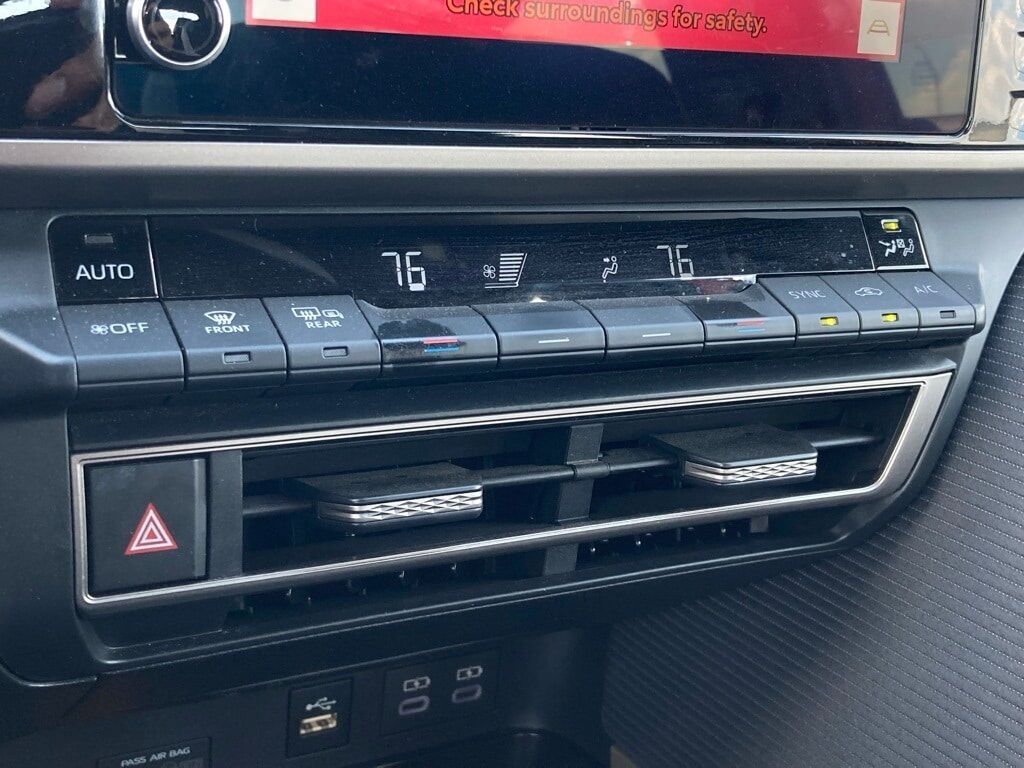 2025 Toyota Camry SE San Antonio TX