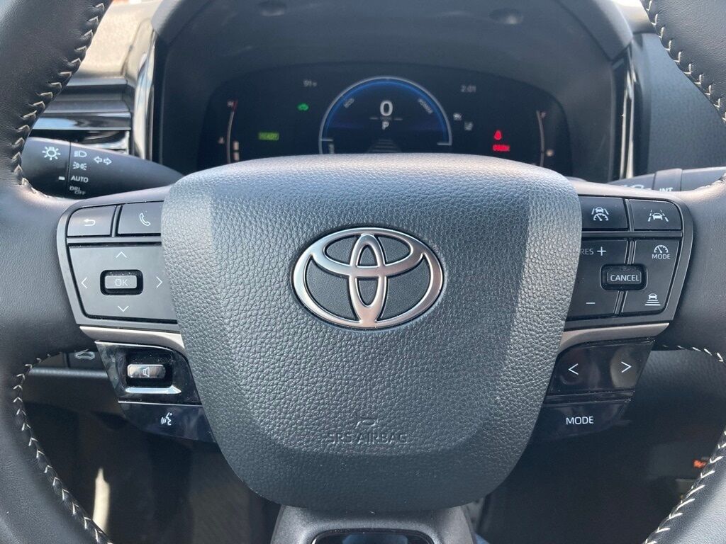 2025 Toyota Camry SE San Antonio TX