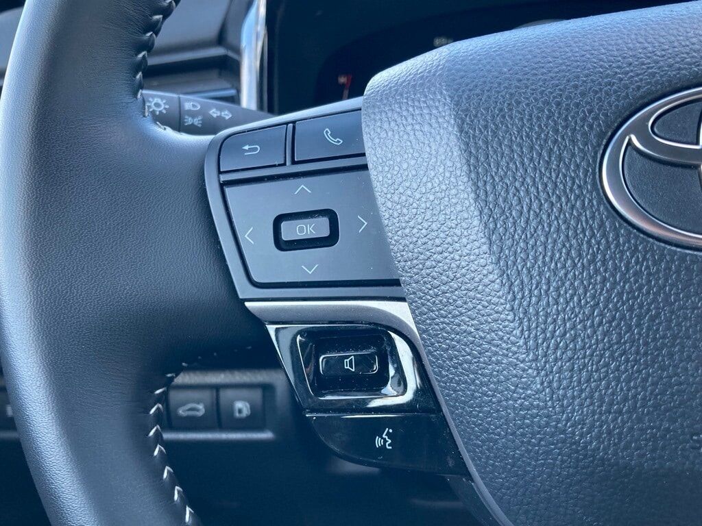 2025 Toyota Camry SE San Antonio TX