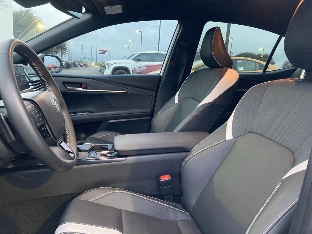 2025 Toyota Camry SE San Antonio TX