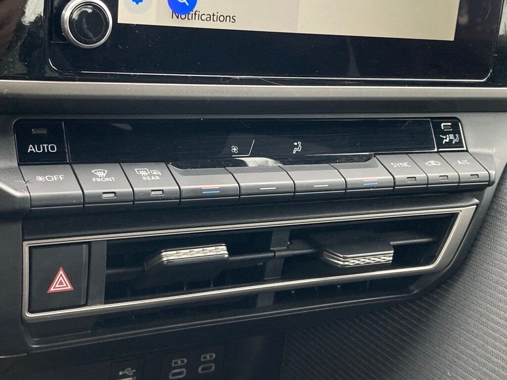 2025 Toyota Camry SE San Antonio TX