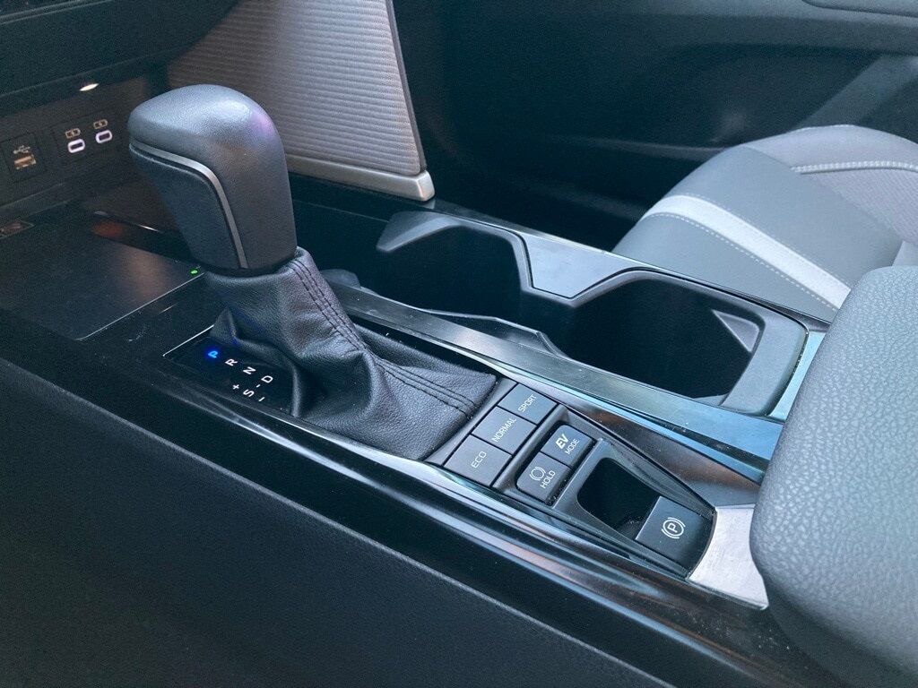 2025 Toyota Camry SE San Antonio TX