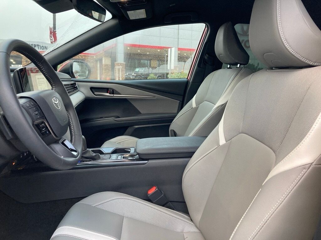 2025 Toyota Camry SE San Antonio TX