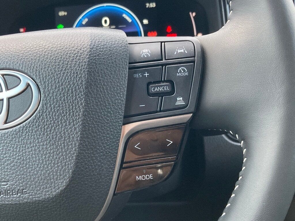 2025 Toyota Camry SE San Antonio TX