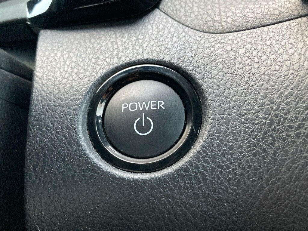 2025 Toyota Camry SE San Antonio TX