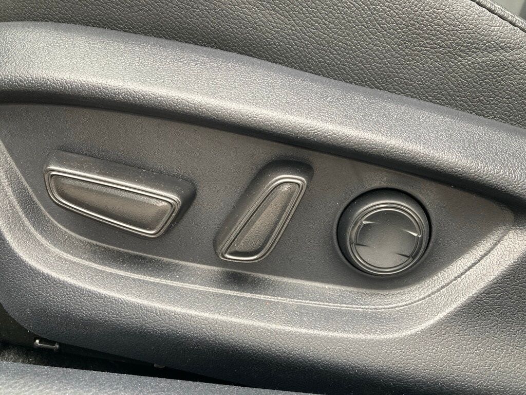 2025 Toyota Camry SE San Antonio TX