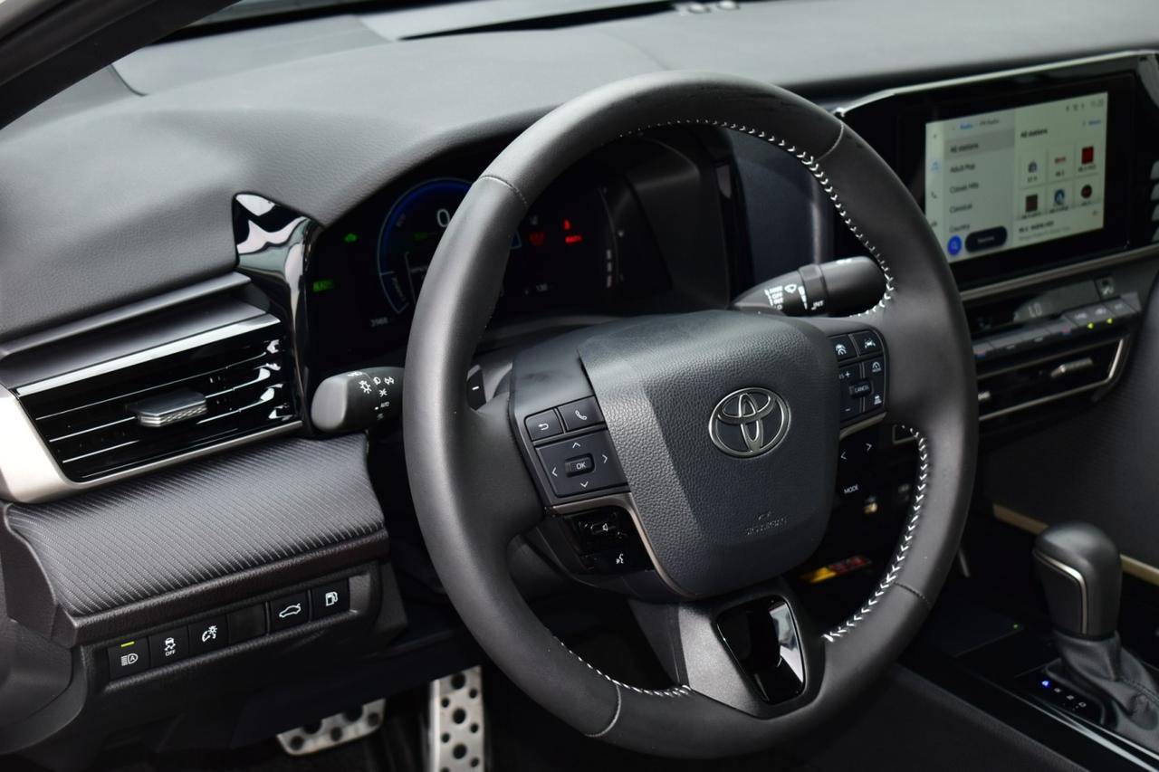 2025 Toyota Camry SE Tampa FL