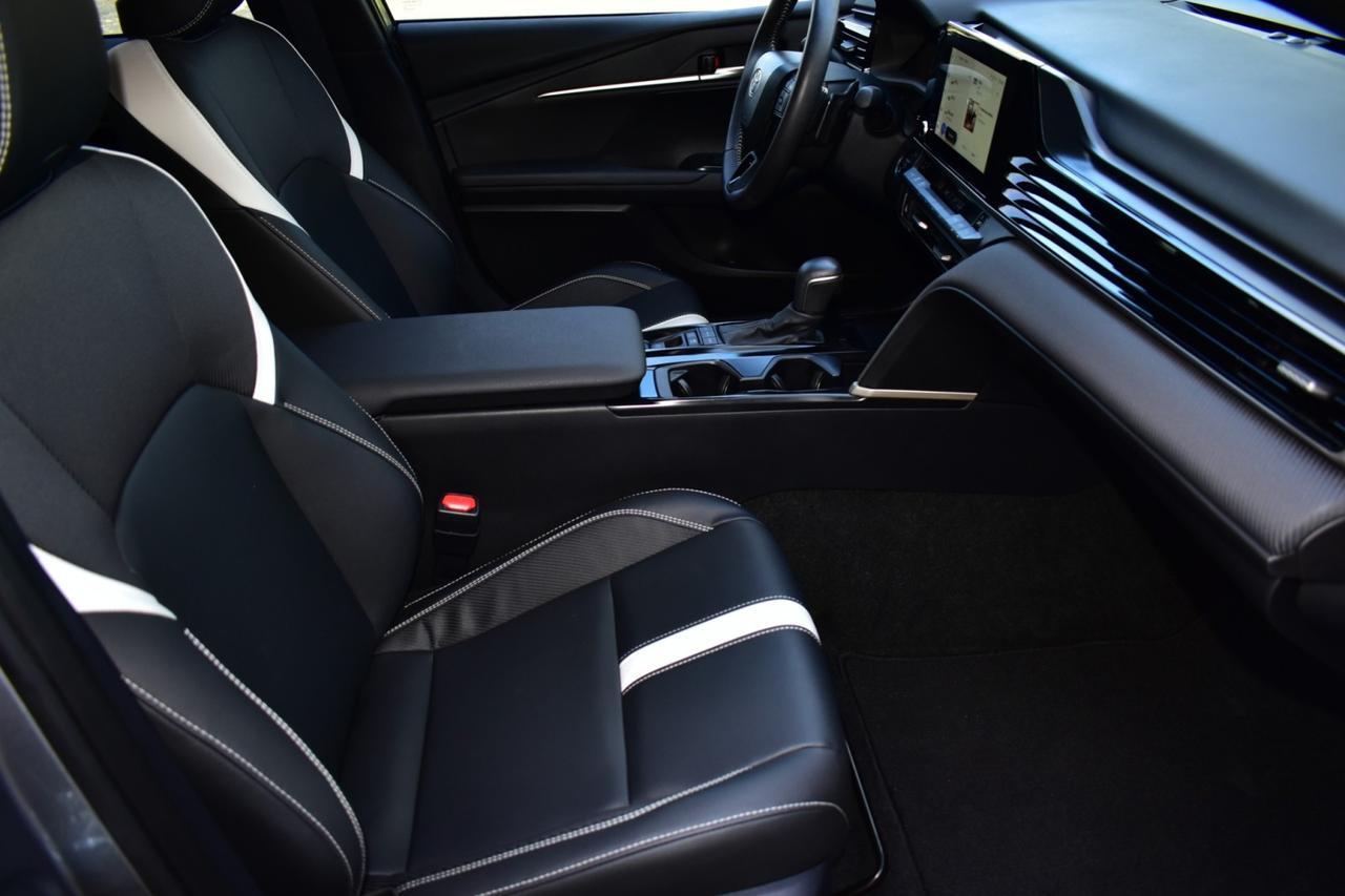 2025 Toyota Camry SE Tampa FL
