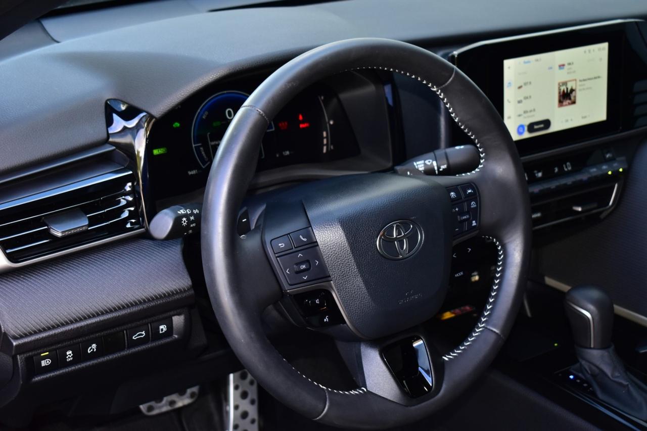 2025 Toyota Camry SE Tampa FL