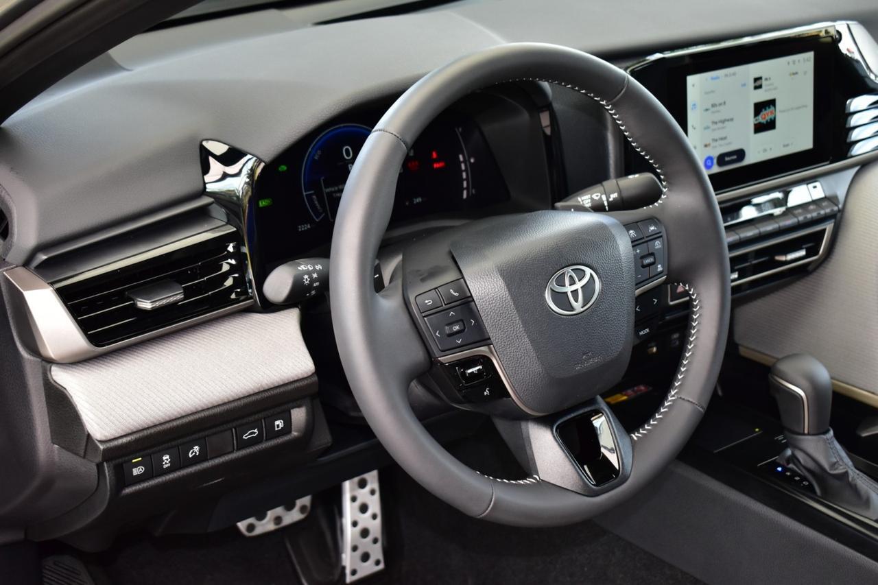 2025 Toyota Camry SE Tampa FL