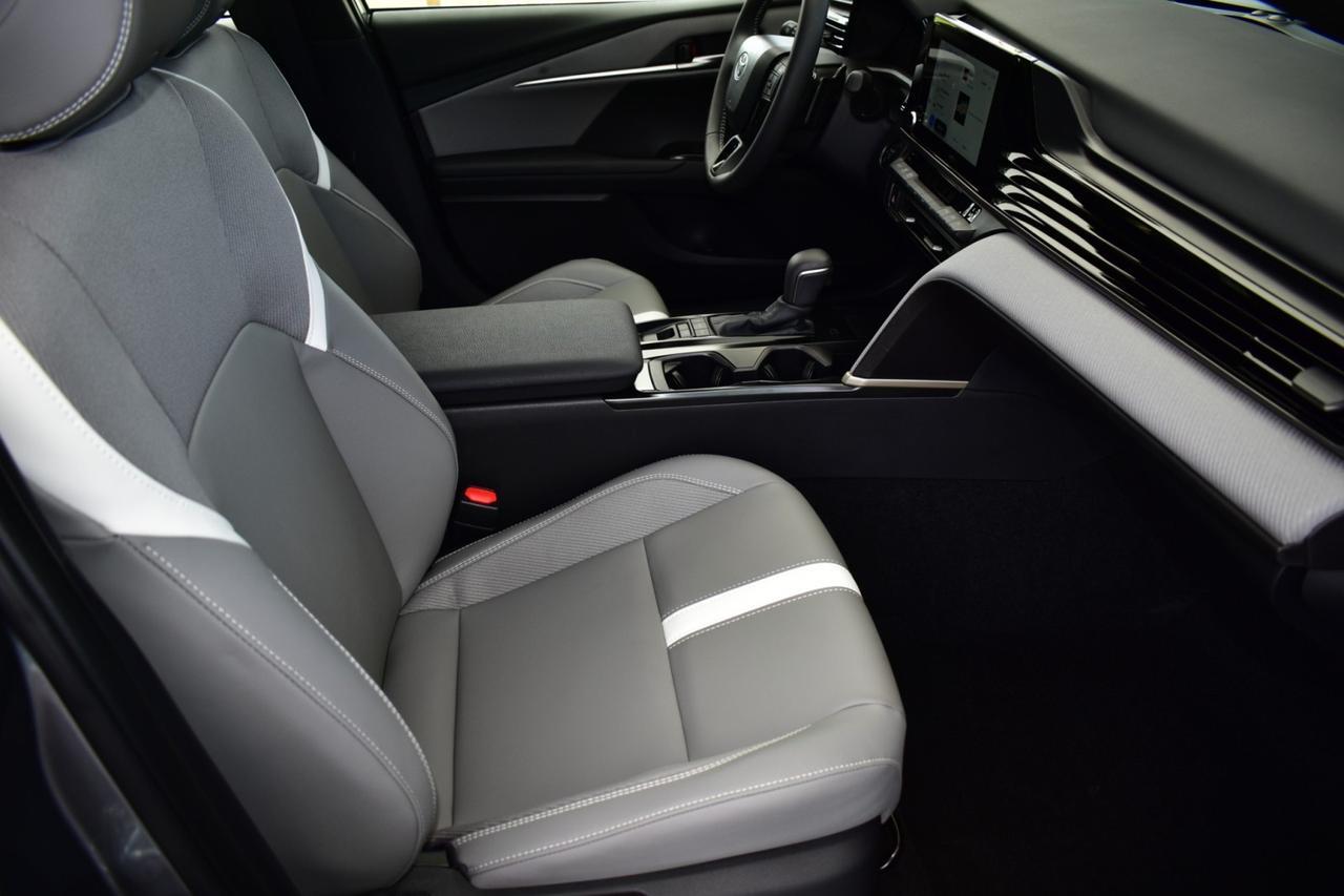 2025 Toyota Camry SE Tampa FL