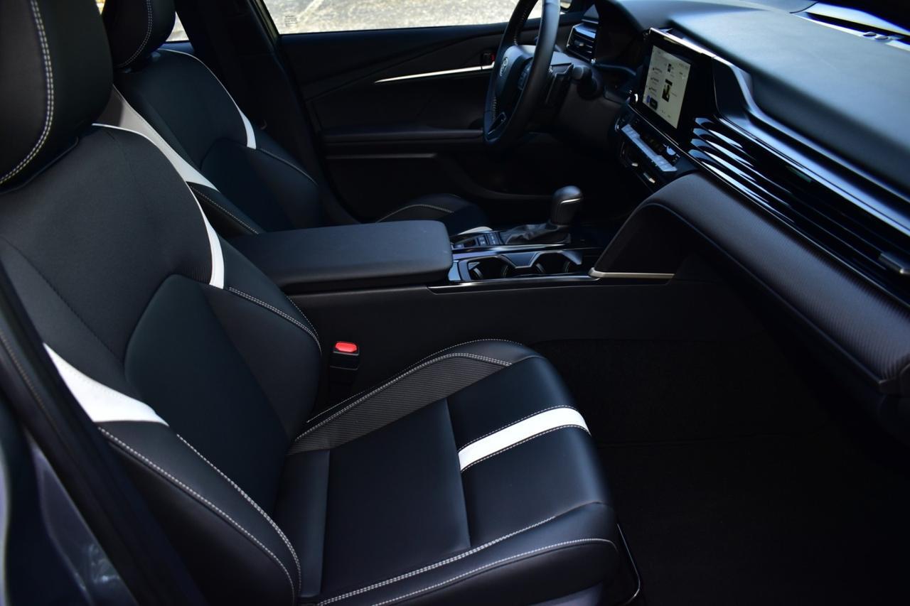 2025 Toyota Camry SE Tampa FL