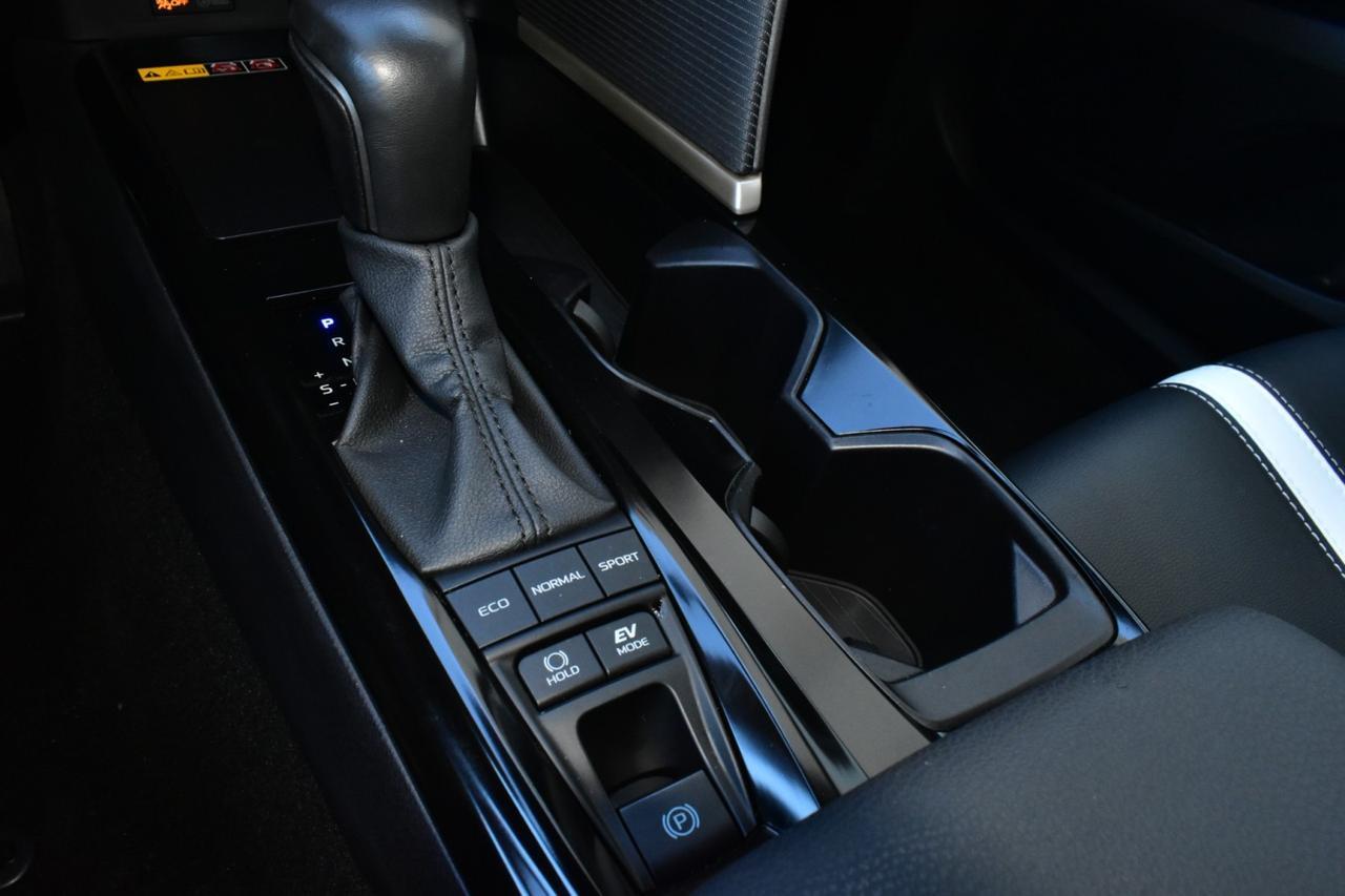 2025 Toyota Camry SE Tampa FL