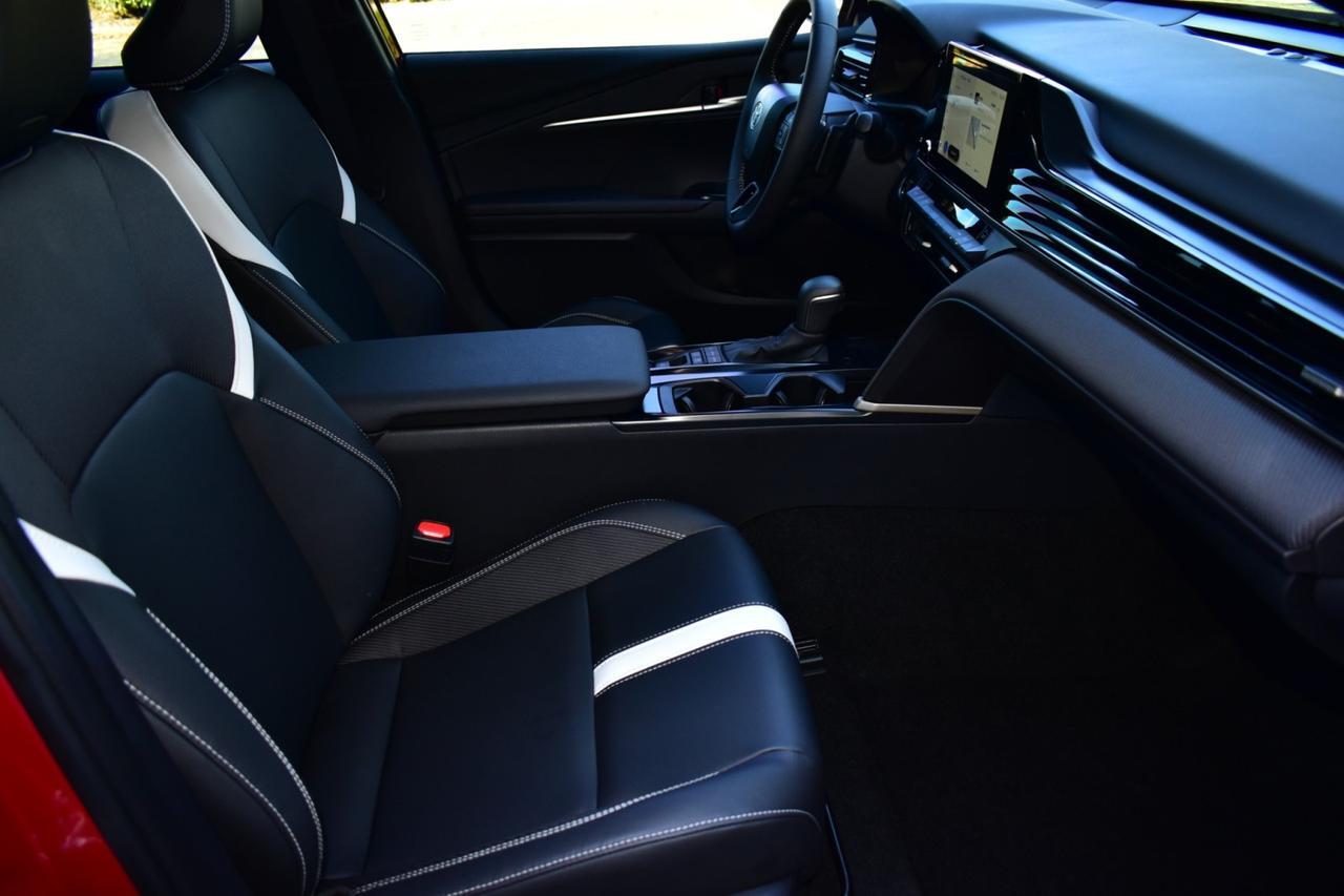 2025 Toyota Camry SE Tampa FL