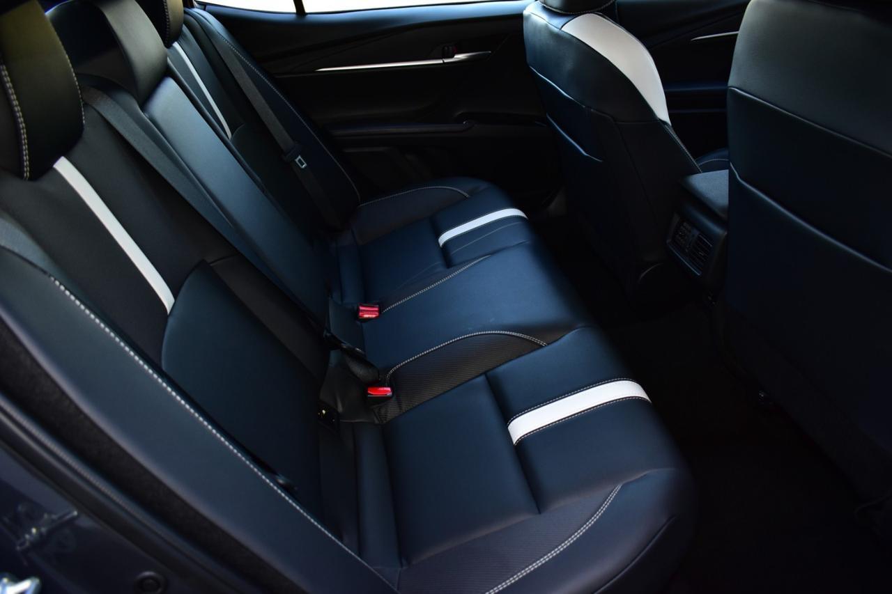 2025 Toyota Camry SE Tampa FL