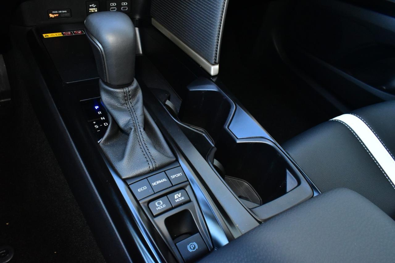 2025 Toyota Camry SE Tampa FL