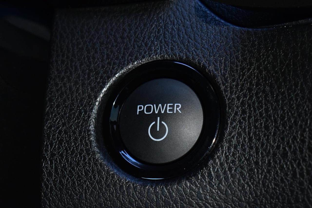 2025 Toyota Camry SE Tampa FL