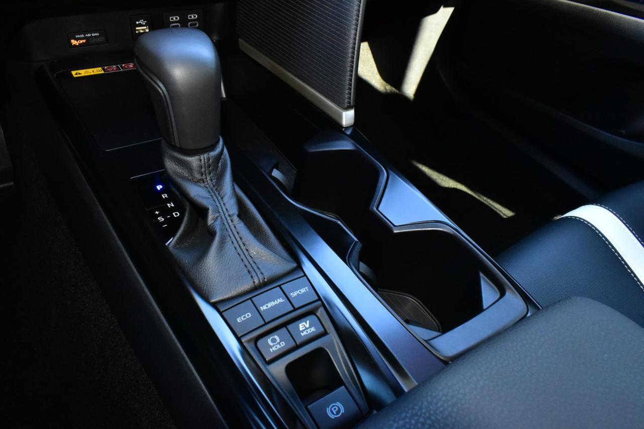 2025 Toyota Camry SE Tampa FL