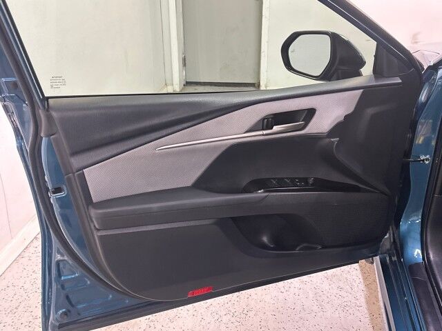 2025 Toyota Camry SE Worcester MA