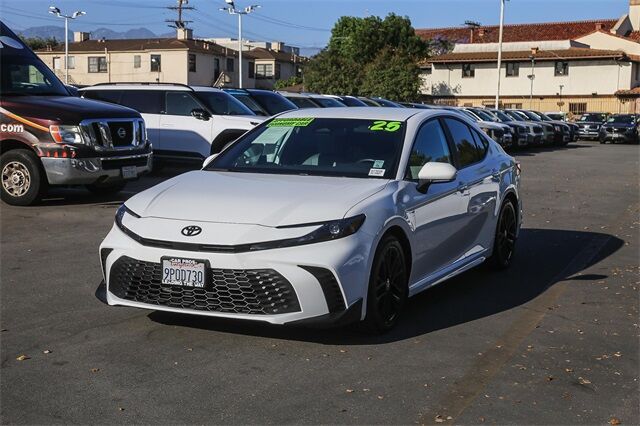 2025 Toyota Camry SE Glendale CA