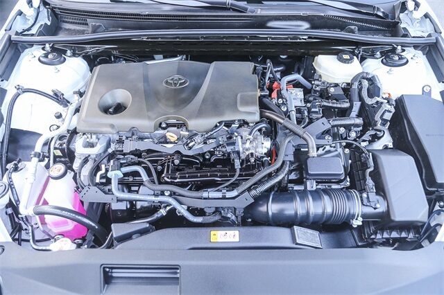 2025 Toyota Camry SE Glendale CA