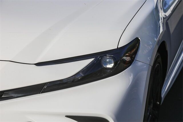 2025 Toyota Camry SE Glendale CA