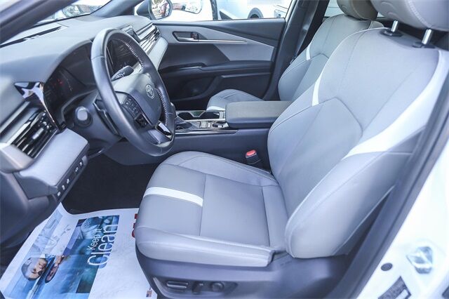 2025 Toyota Camry SE Glendale CA