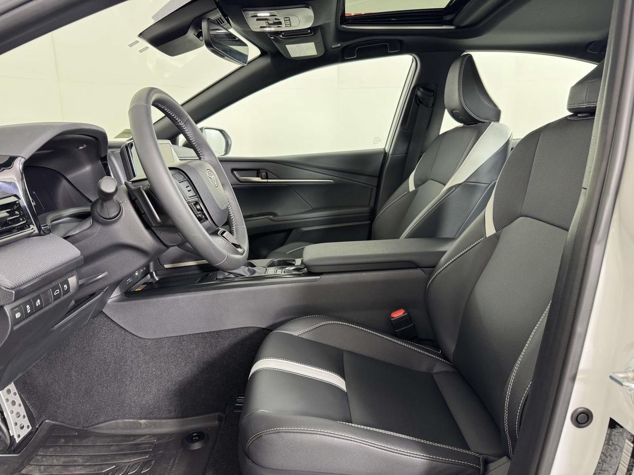 2025 Toyota Camry SE Fredericksburg VA