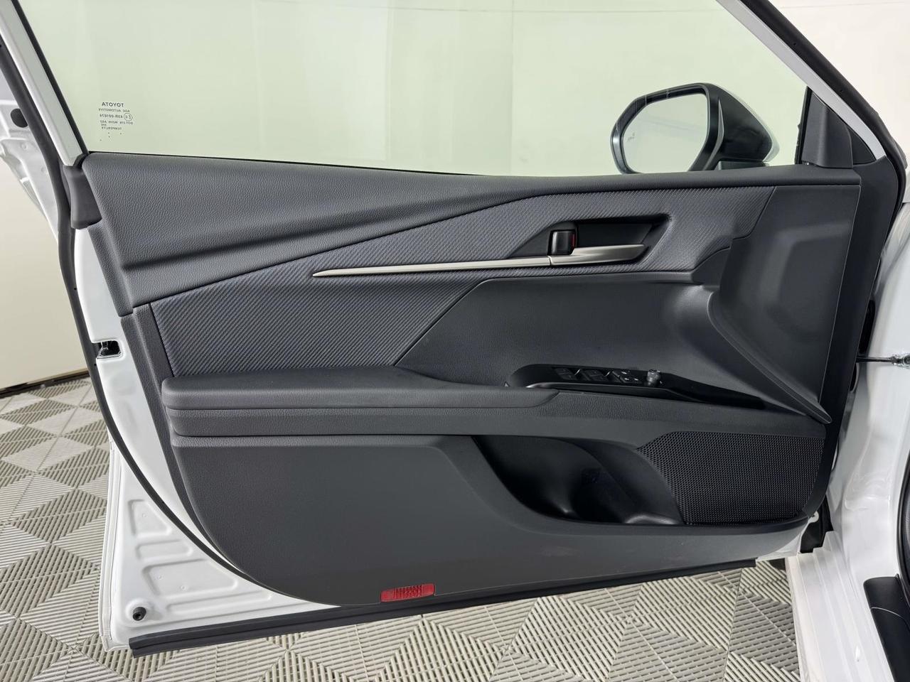 2025 Toyota Camry SE Fredericksburg VA