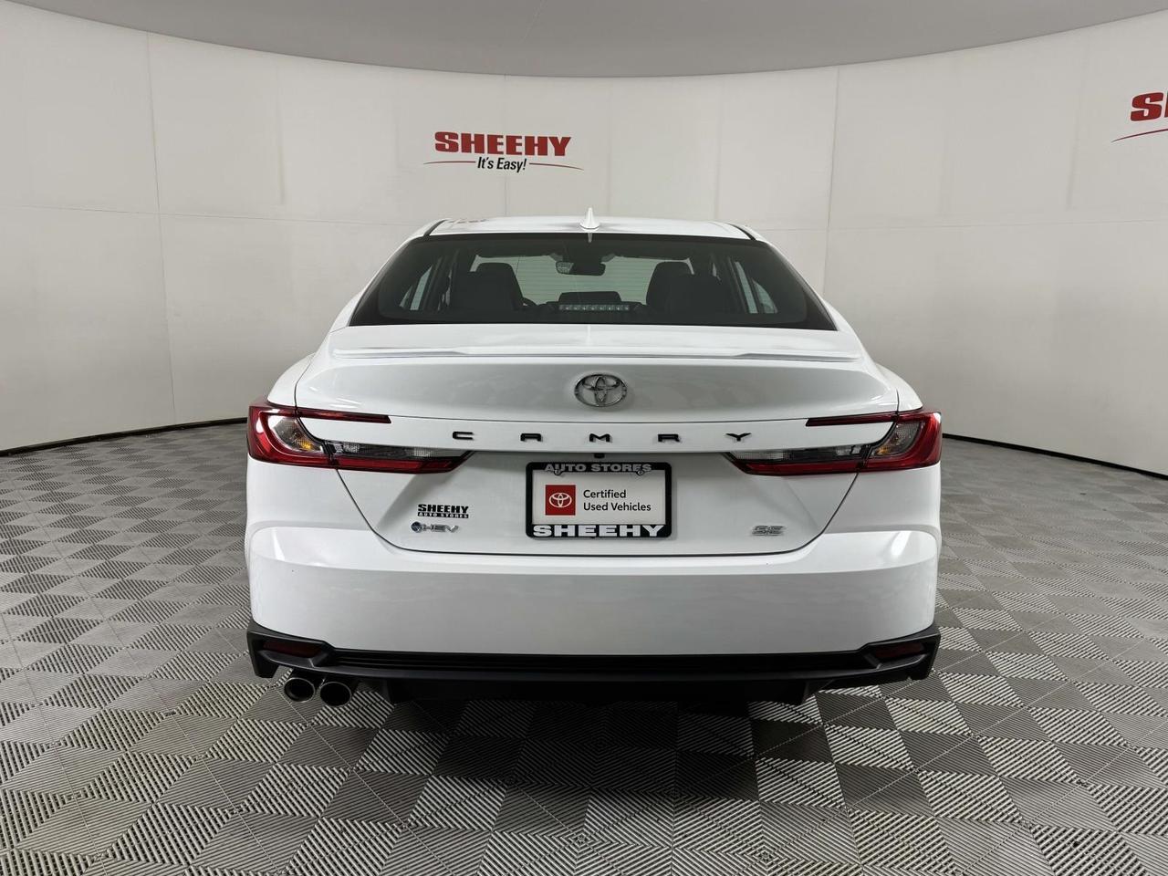 2025 Toyota Camry SE Fredericksburg VA