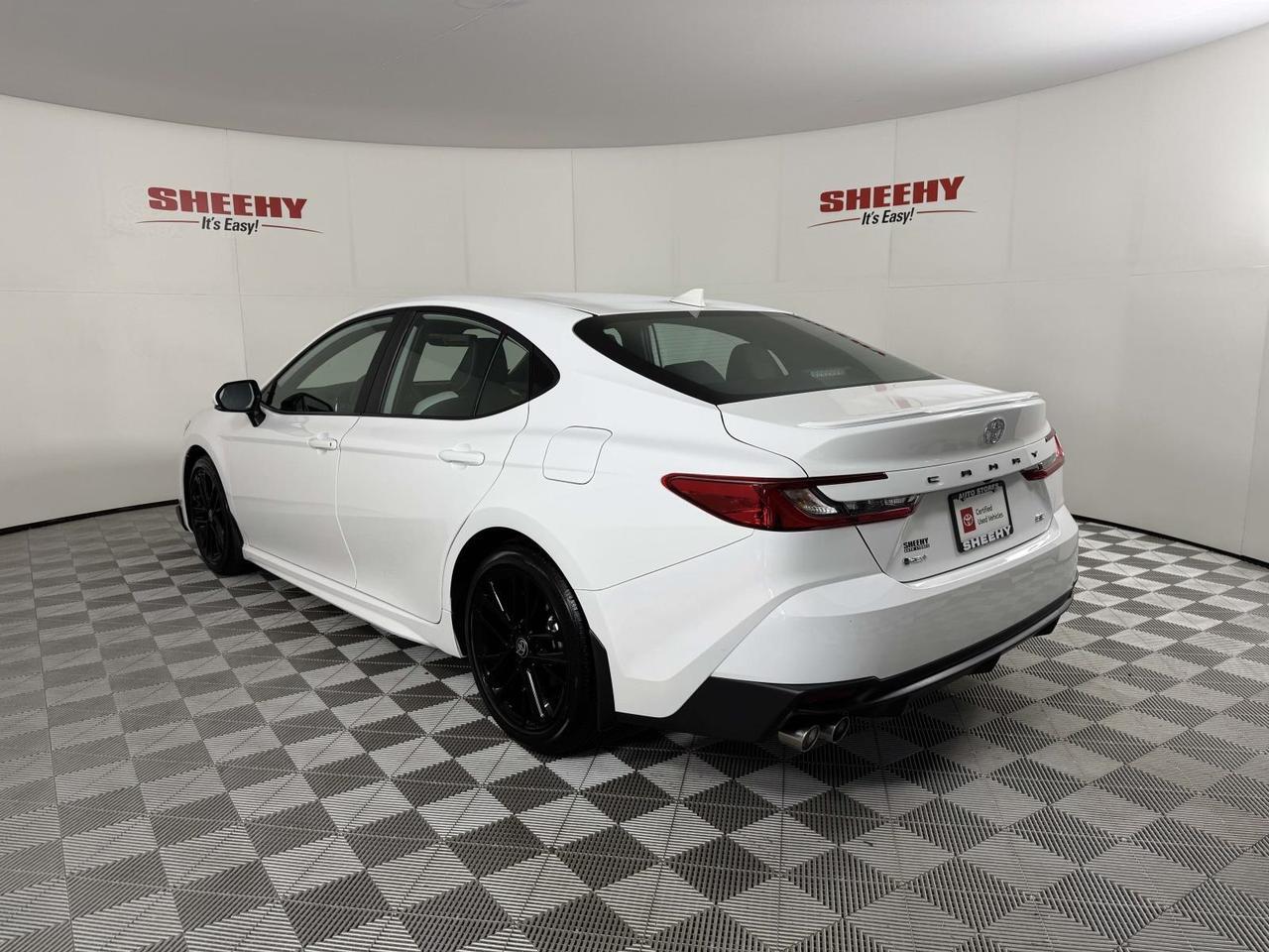 2025 Toyota Camry SE Fredericksburg VA