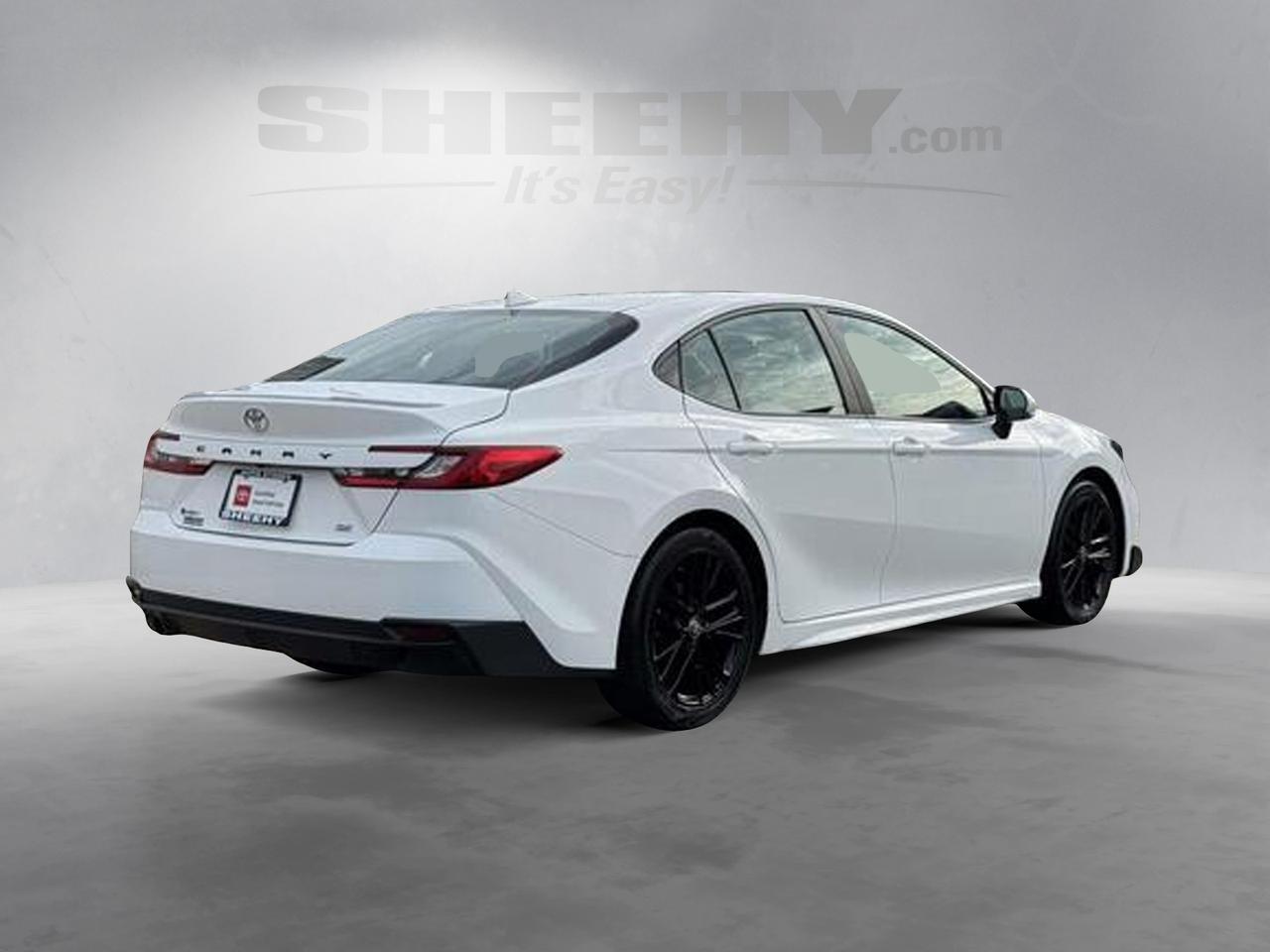 2025 Toyota Camry SE Fredericksburg VA