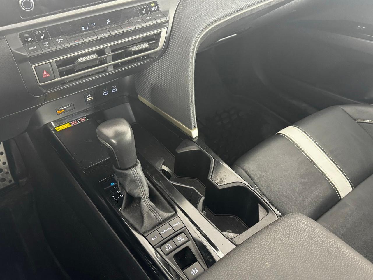 2025 Toyota Camry SE Fredericksburg VA