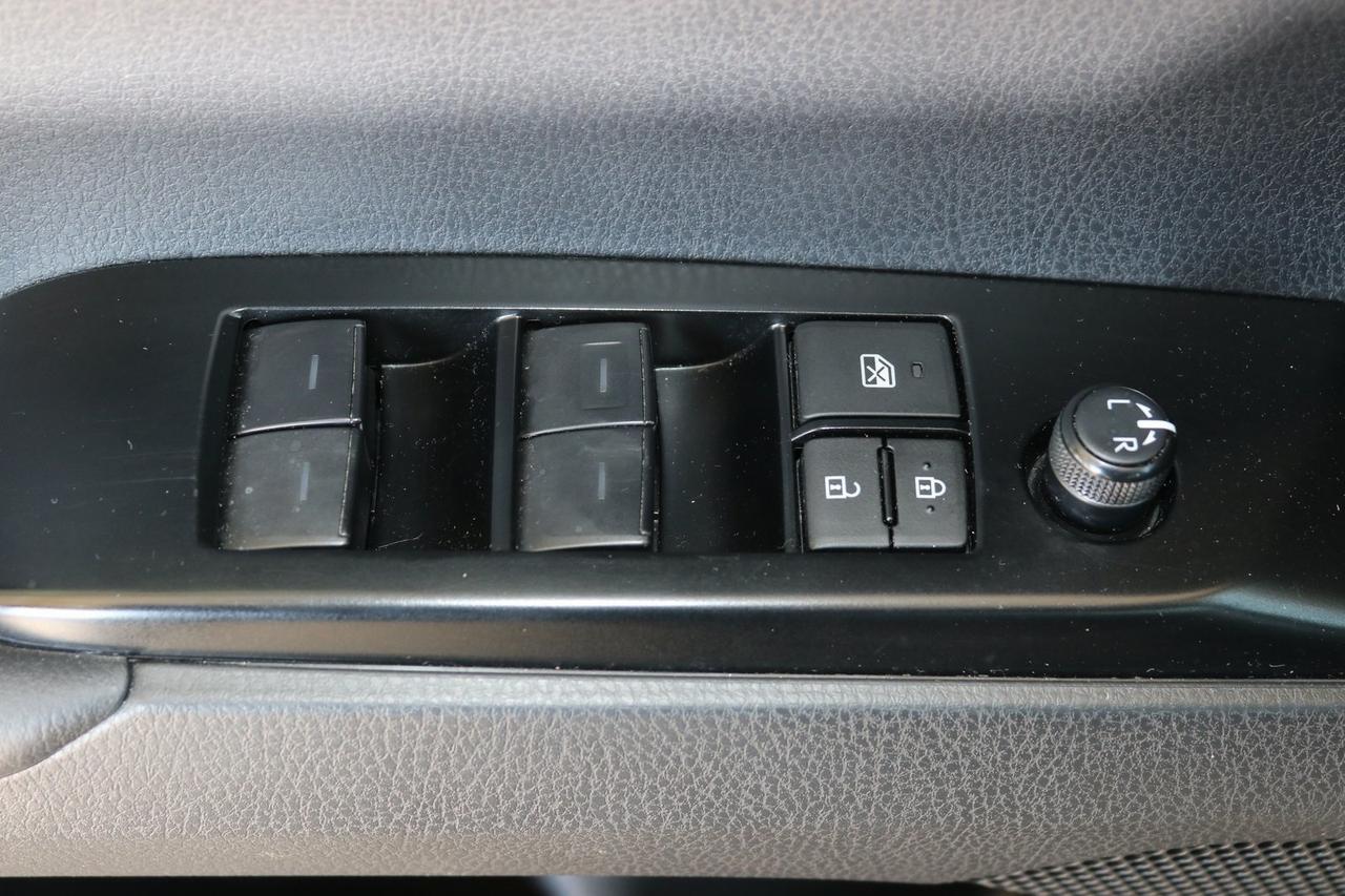 2025 Toyota Camry SE Fredericksburg VA