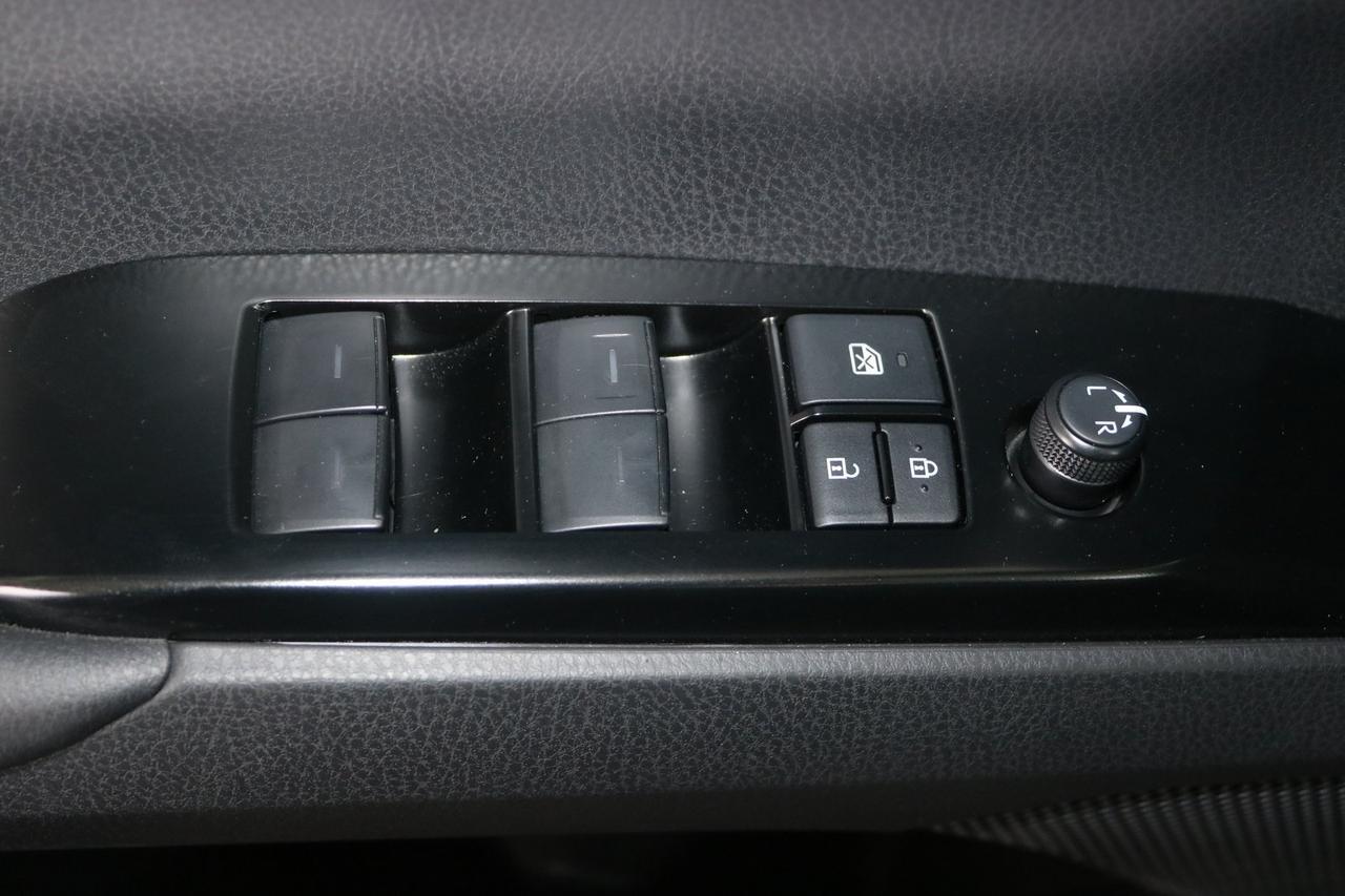 2025 Toyota Camry SE Fredericksburg VA