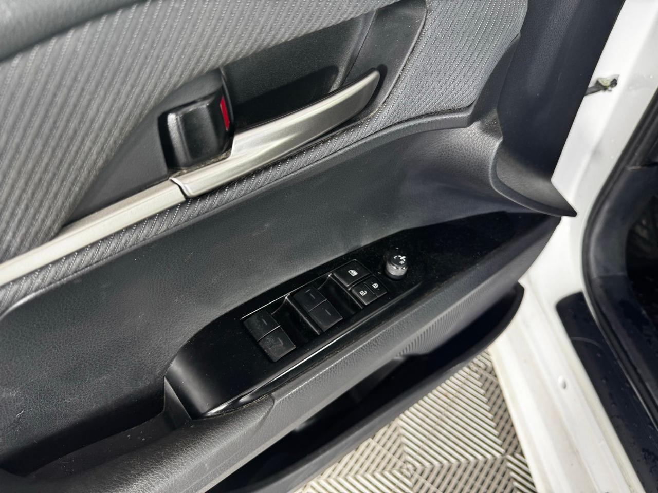 2025 Toyota Camry SE Fredericksburg VA