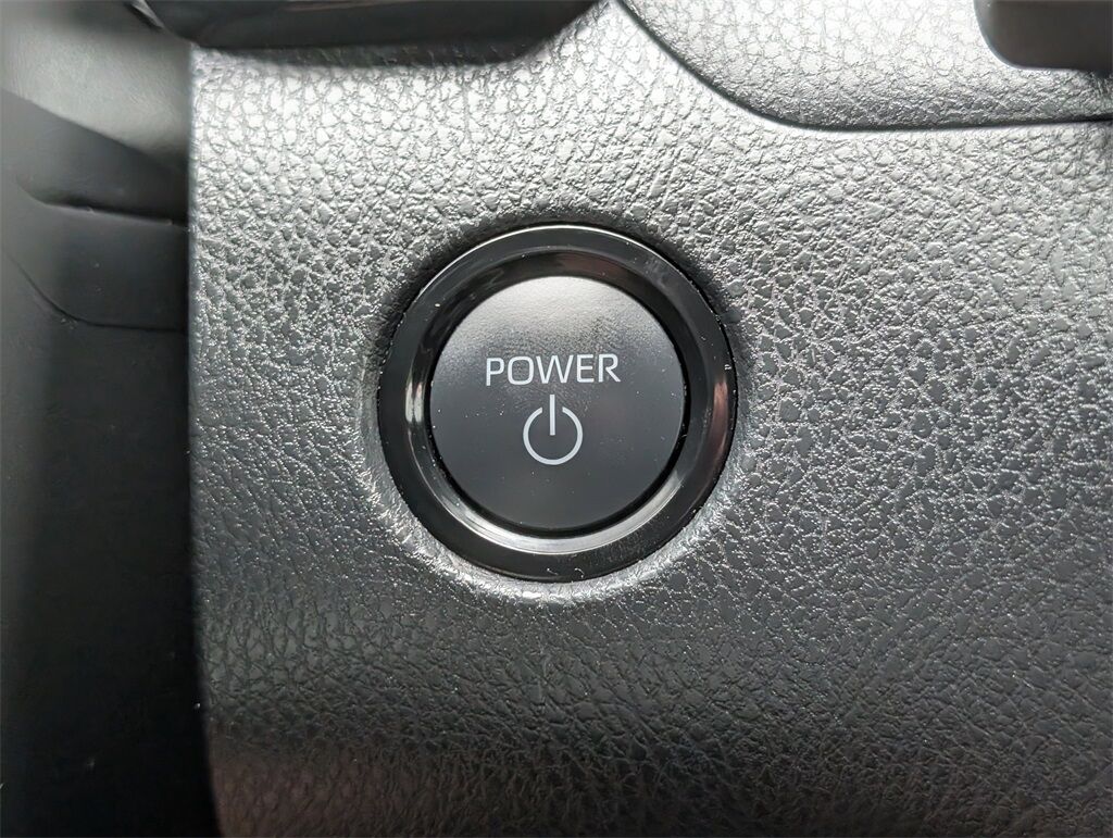 2025 Toyota Camry SE Cockeysville MD