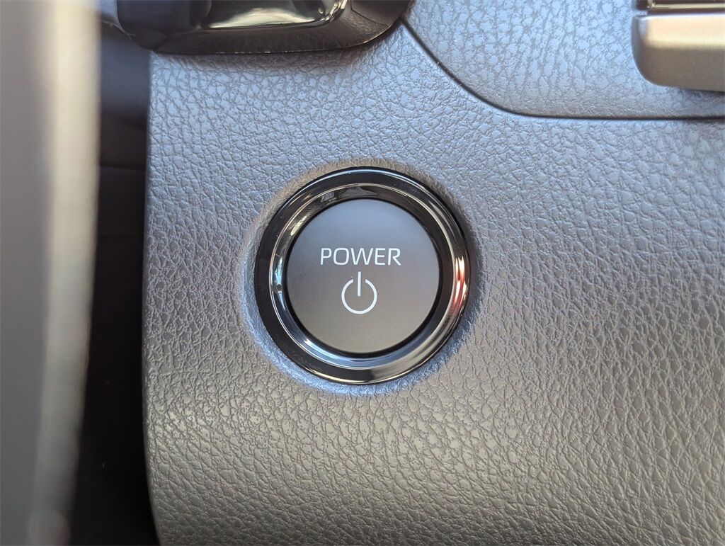 2025 Toyota Camry SE Cockeysville MD