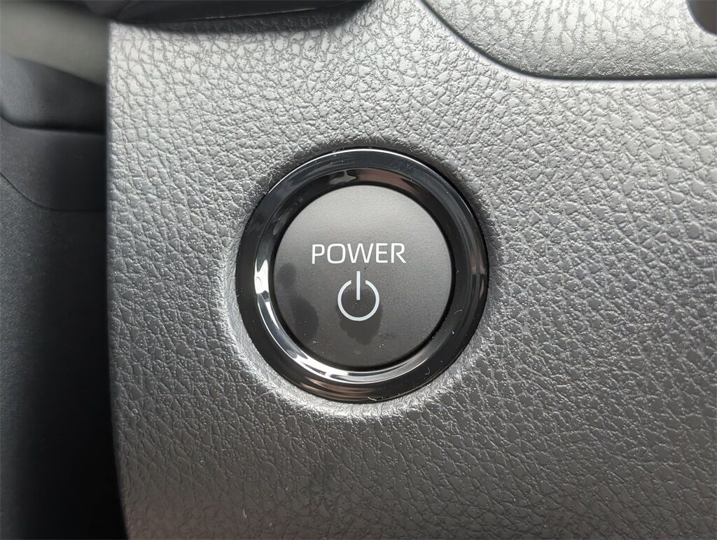 2025 Toyota Camry SE Cockeysville MD