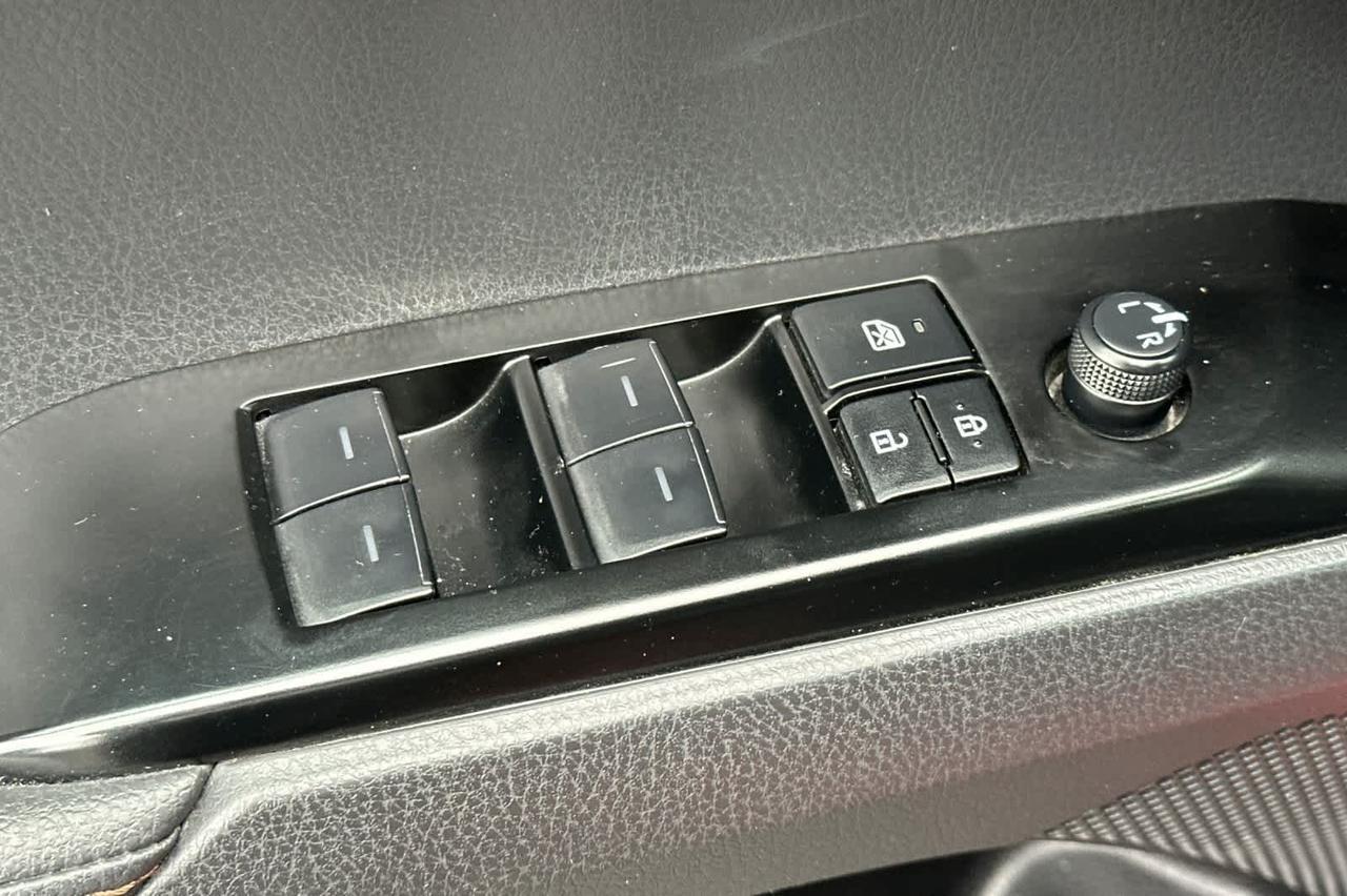 2025 Toyota Camry XLE Roseville CA